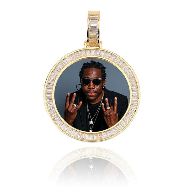 CUSTOM BAGUETTE PHOTO MEDALLION PENDANT 18K - ICECI