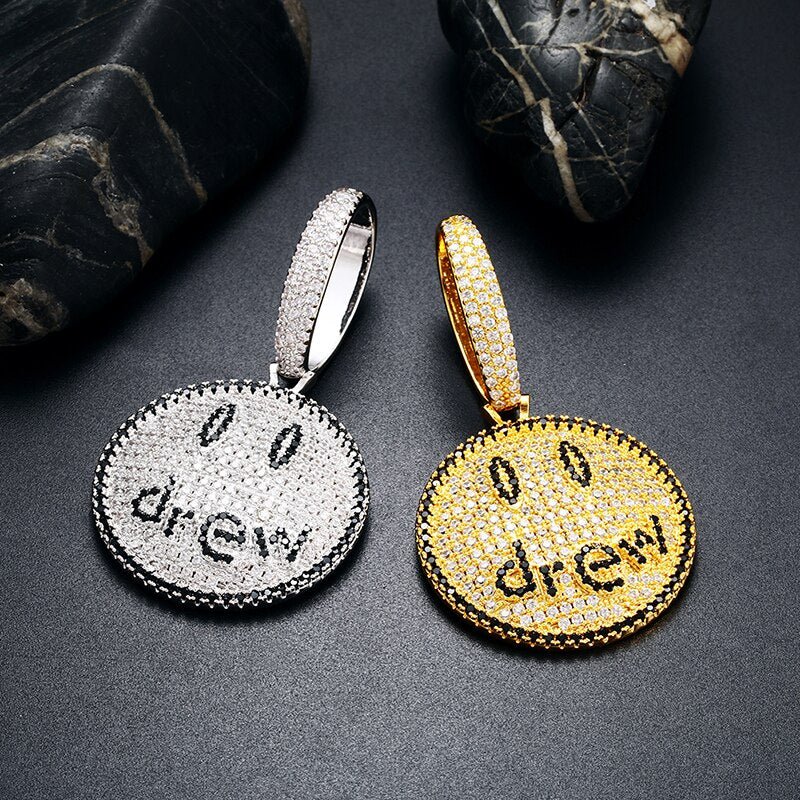 Drew Smiling Face Pendant 18K - ICECI