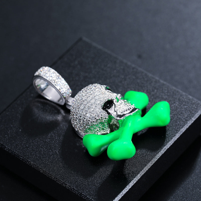 Glowing Skull & Crossbones Pendant 18K - ICECI