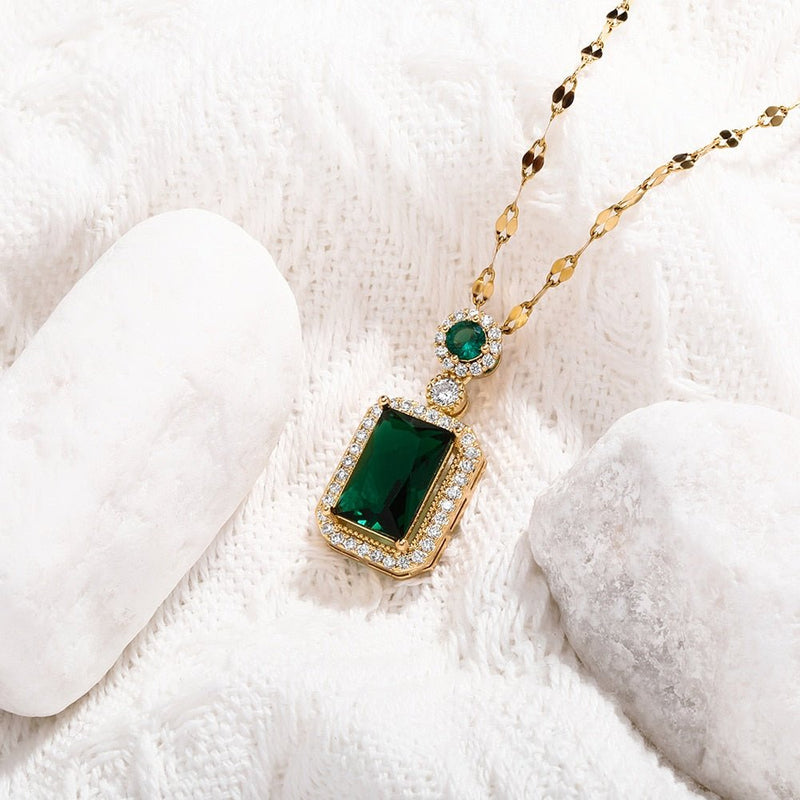 Vintage Emerald Pendant 14K - ICECI